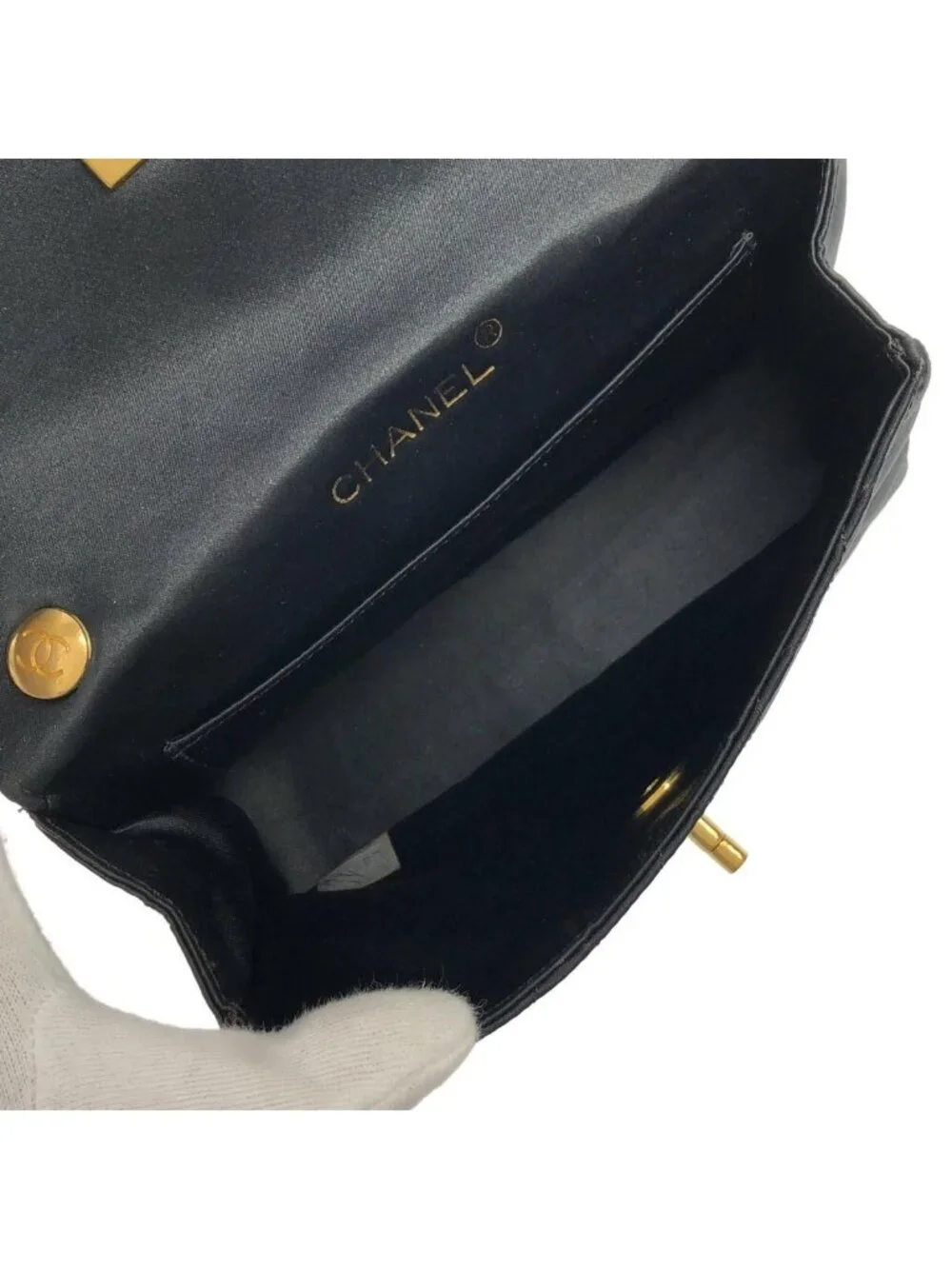 Chanel Vintage Shoulder Bag - Picture 8 of 9